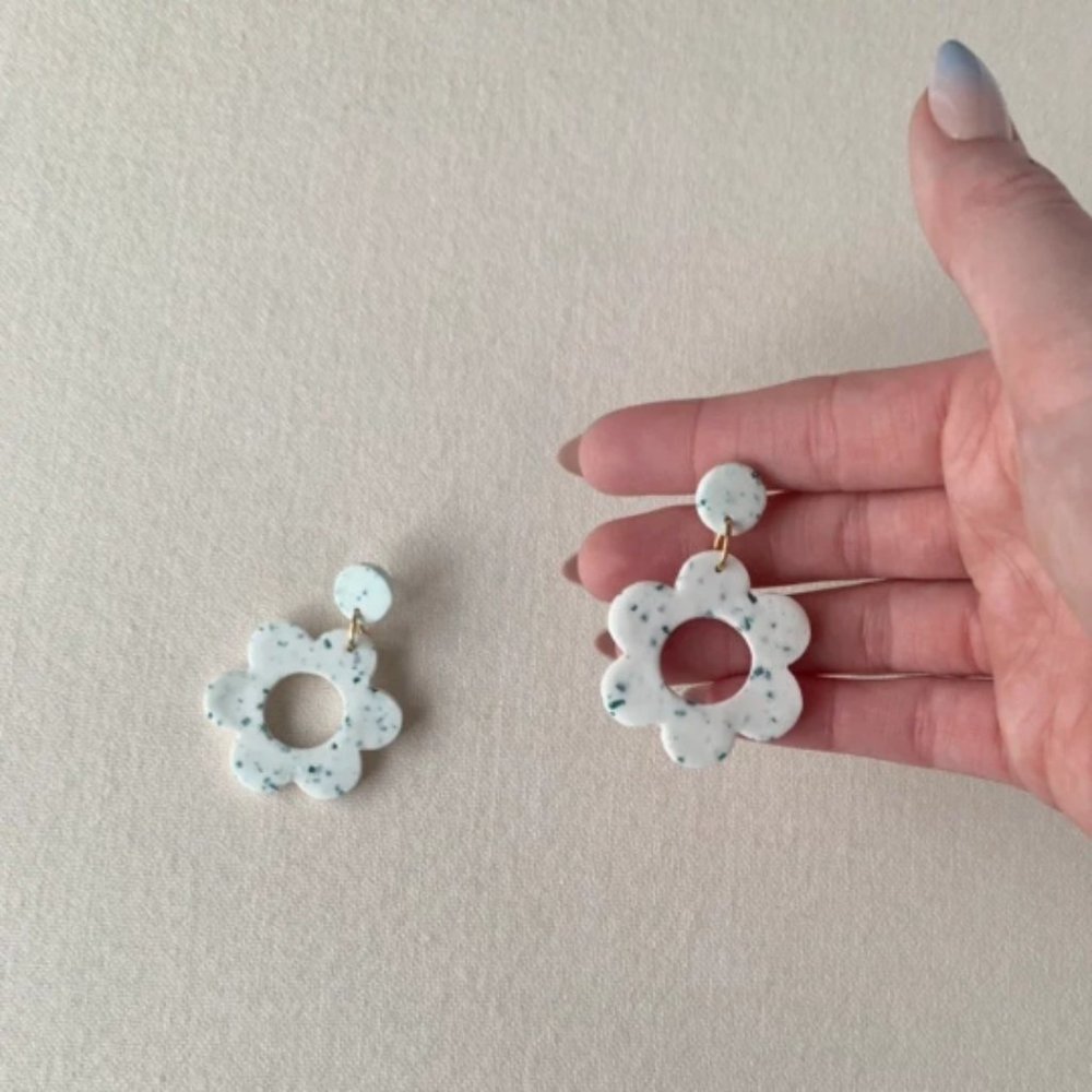 White and Green Speckle Flower Earrings